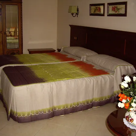 Siete Picos בית הארחה Estacion de El Espinar