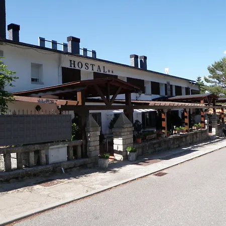七峰旅舍 4*