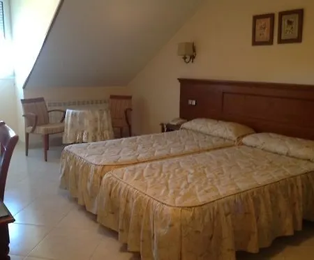 בית הארחה Siete Picos 4*